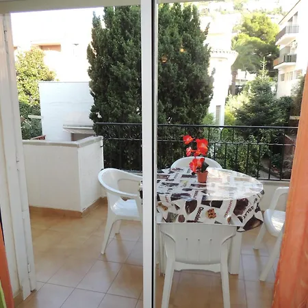 Apartamento In Near Sandy