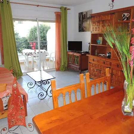 Cozy With Furniture Apartment *